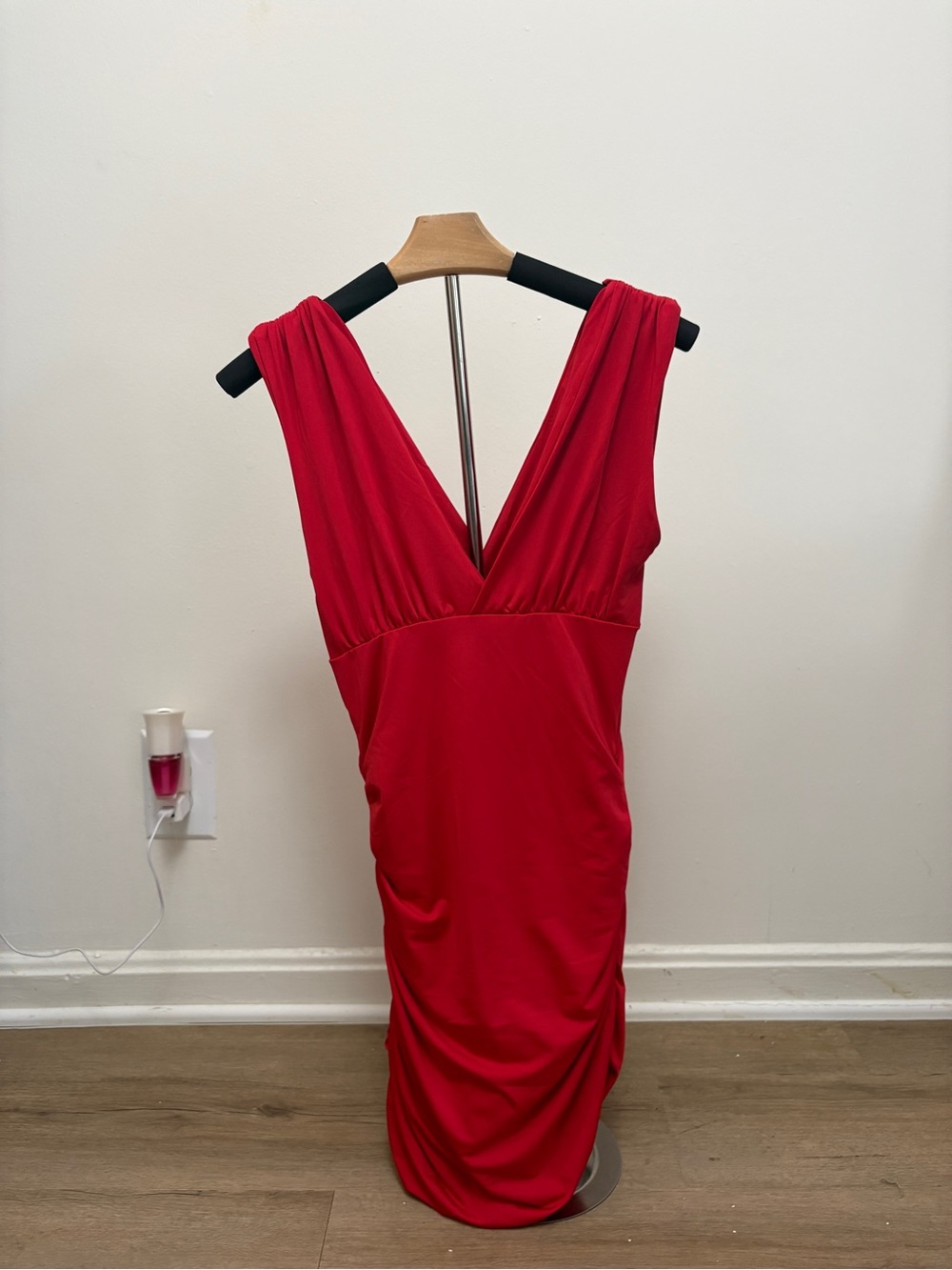 Backless Red V-Neck Evening Dress